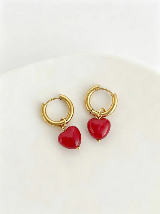 Love-shaped earring